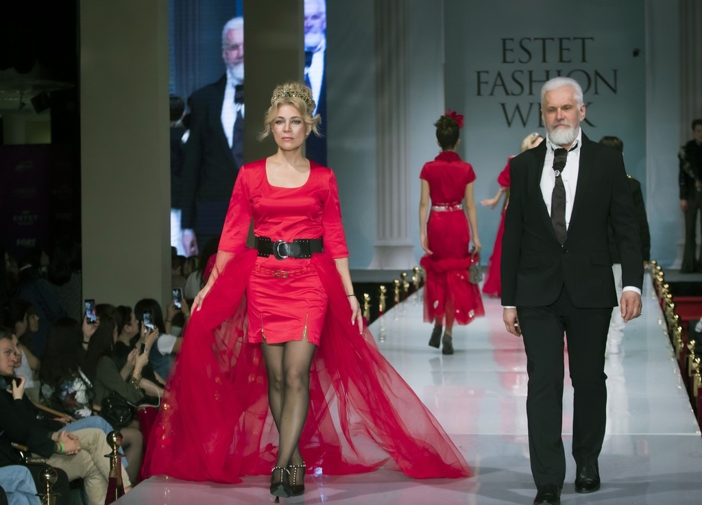 Jeanne Nicole на Estet Fashion Week весна 2022