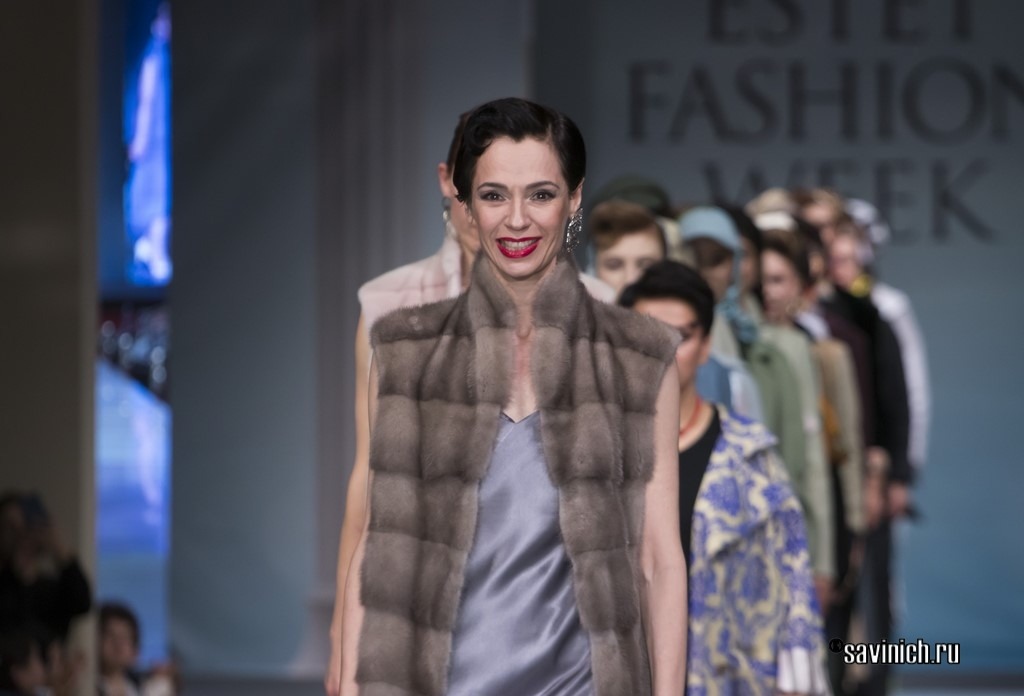 Коллекция бренда Marco Moretti на неделе моды Estet Fashion Week весна 2022 года