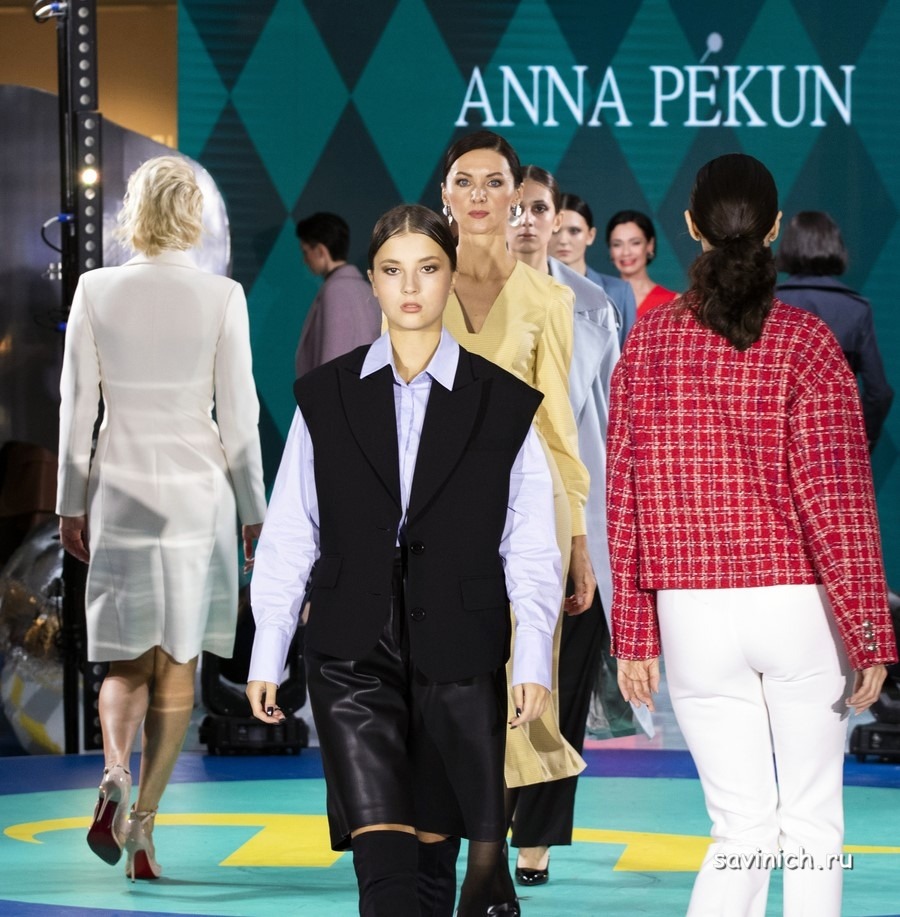 ANNA PEKUN представила свою коллекцию в Fashion Show «На арене шопинга Павелецкая Плаза»,
